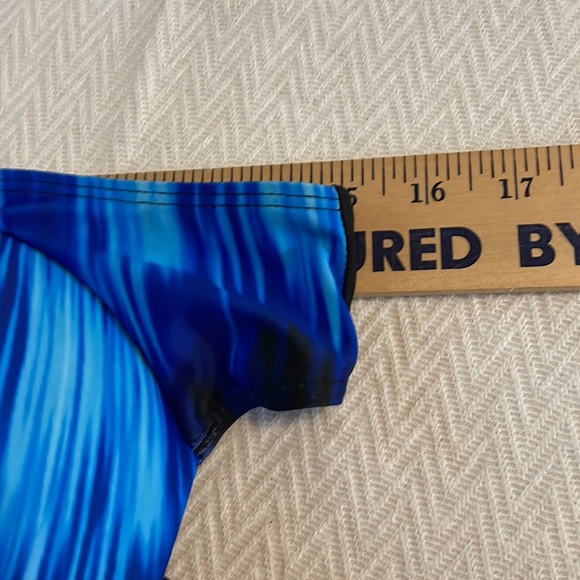 Bathing suit - Picture 9 of 9